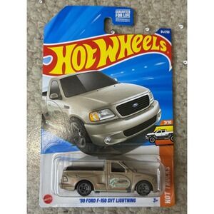 Hot Wheels 99 Ford F-150 SVT Lightning, Volkswagen ‎ T2 Hot Trucks Diecast Car